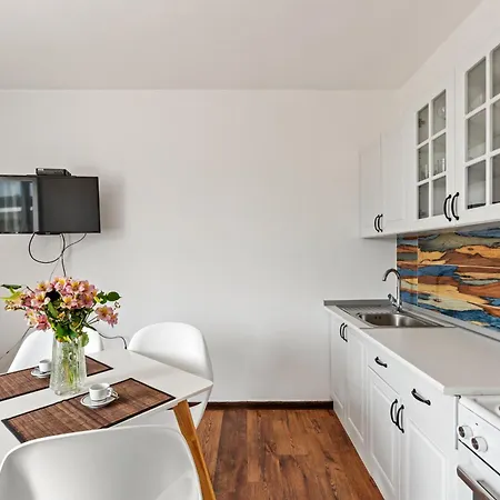 Zen Apartment *
